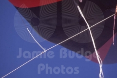 © Jamie Budge, all rights reserved.
DAVID NUNN BUNGEE JUMPS FROM HOT AIR BALLOON ABOUT 100 FEET IN THE AIR.
No Rights Implied by possession of this image.     Contact:
Jamie Budge (310) 453-4808  jamiebudge@windskate.com